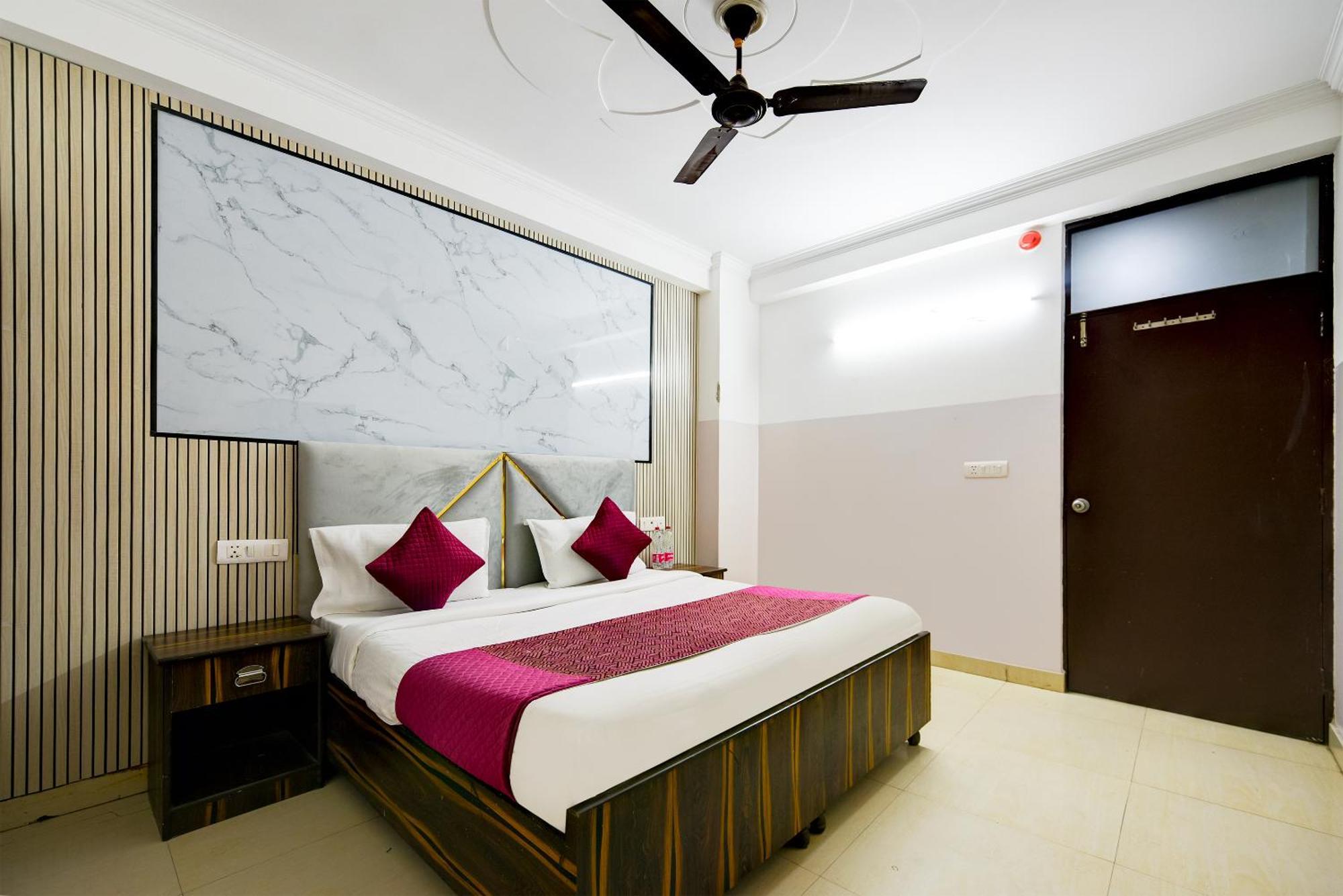 Hotel Galaxy Near Delhi Airport Nueva Delhi Exterior foto