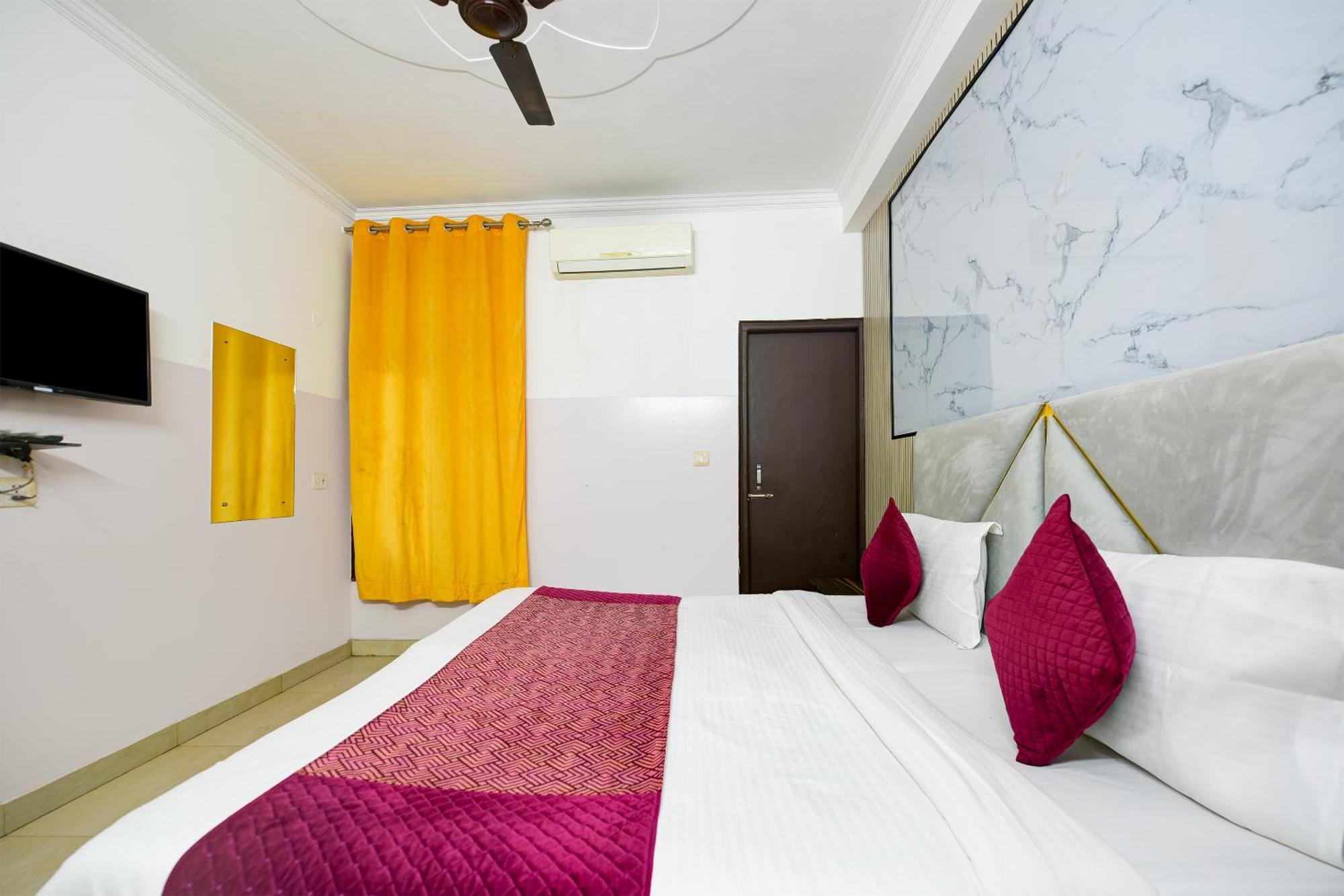Hotel Galaxy Near Delhi Airport Nueva Delhi Exterior foto