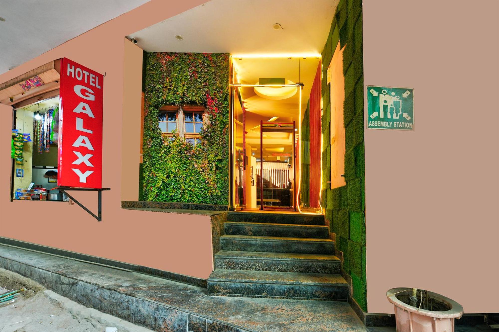 Hotel Galaxy Near Delhi Airport Nueva Delhi Exterior foto