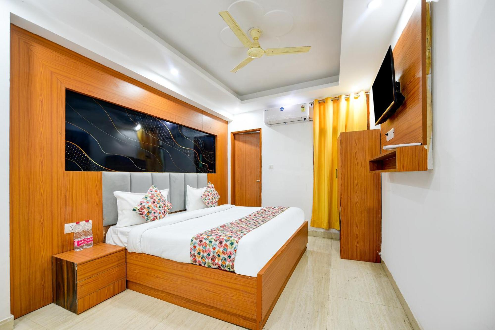 Hotel Galaxy Near Delhi Airport Nueva Delhi Exterior foto